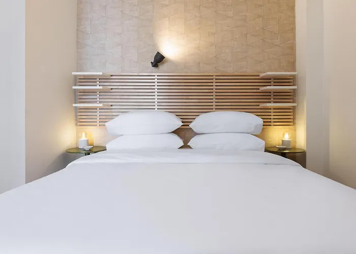 F & B Collection - Flat For 6 Daire