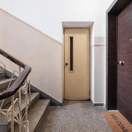 F & B Collection - Flat For 6 דירה